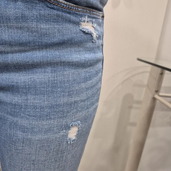 Abercrombie & Fitch jeans with embroidery - Picture 5 of 17